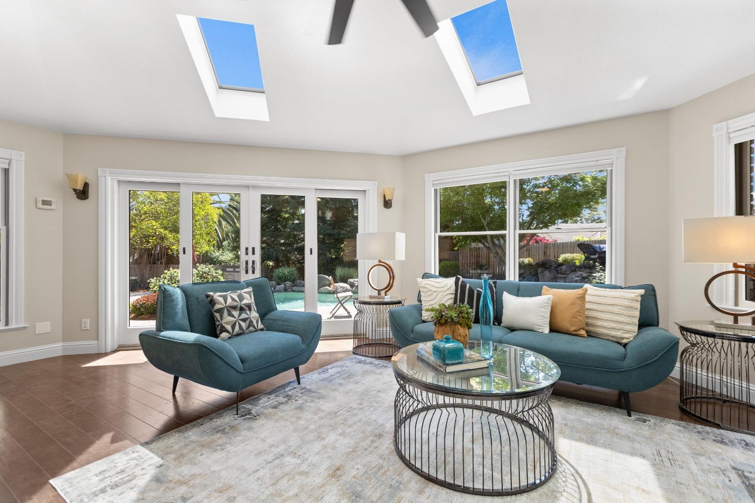 1890 Ridgeview Drive