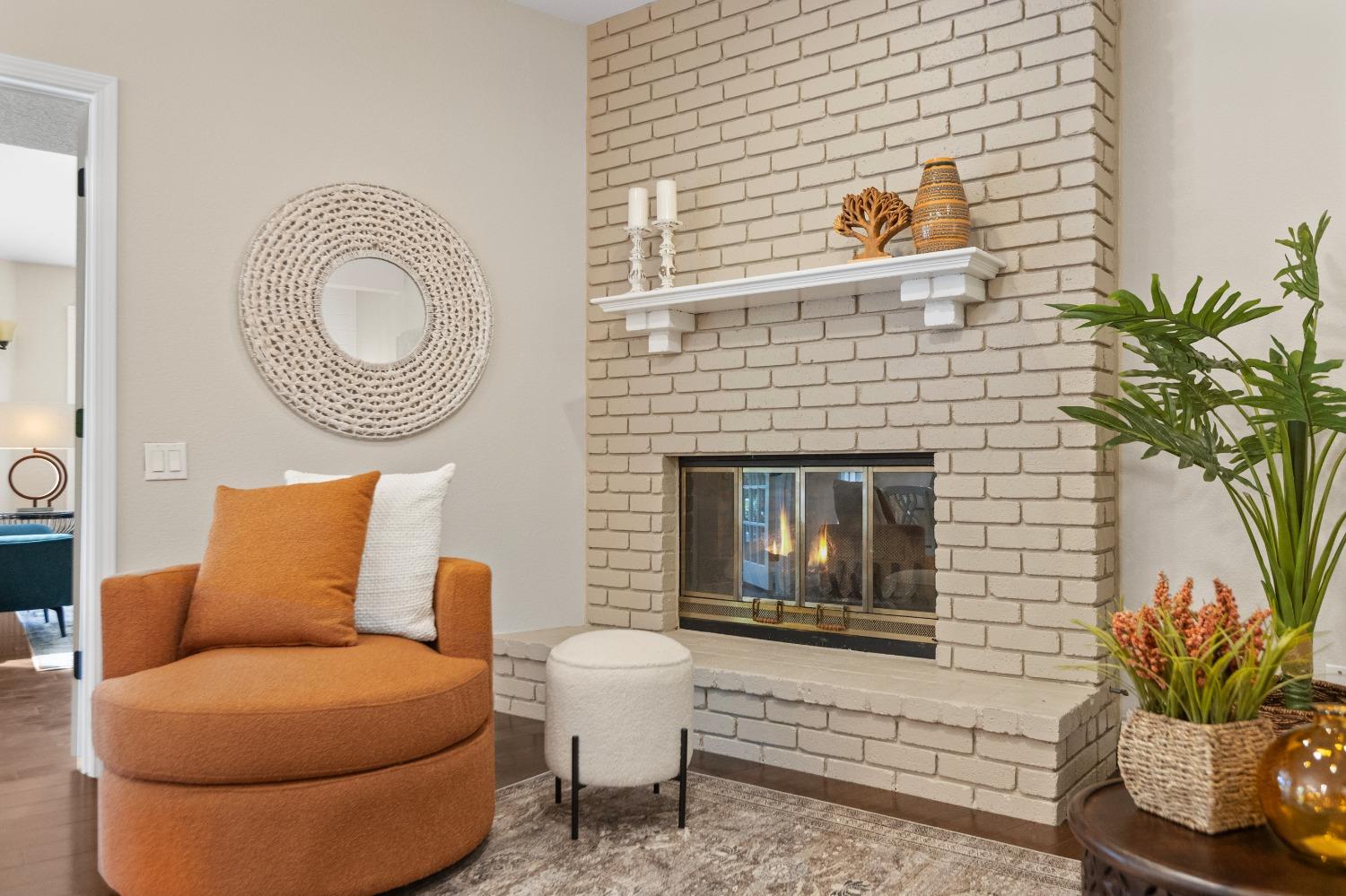 1890 Ridgeview Drive