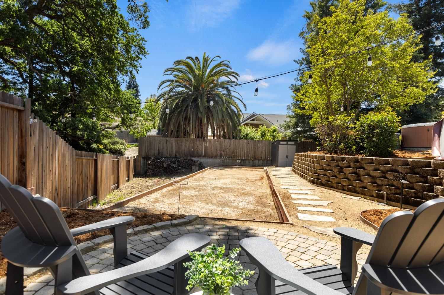 1890 Ridgeview Drive