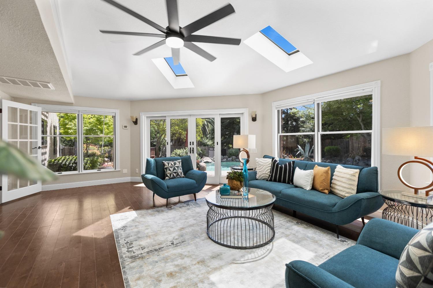 1890 Ridgeview Drive