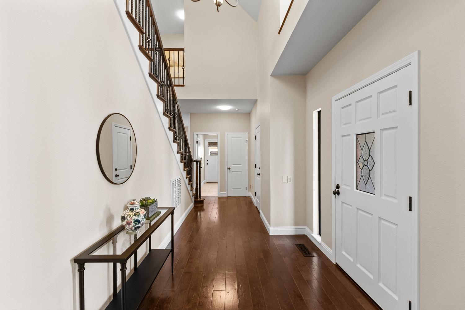 1890 Ridgeview Drive