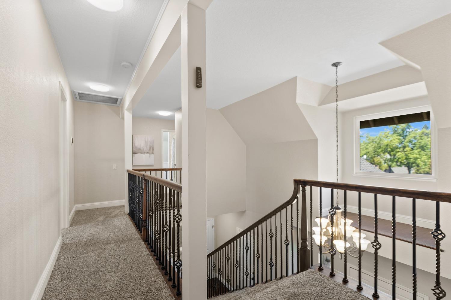 1890 Ridgeview Drive