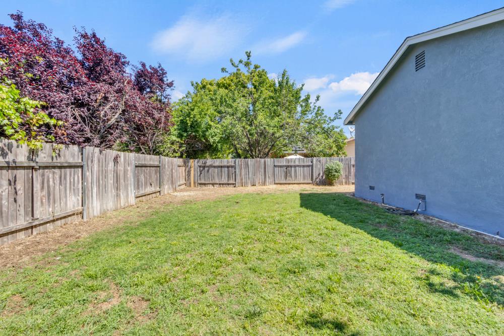 3556 Day Avenue