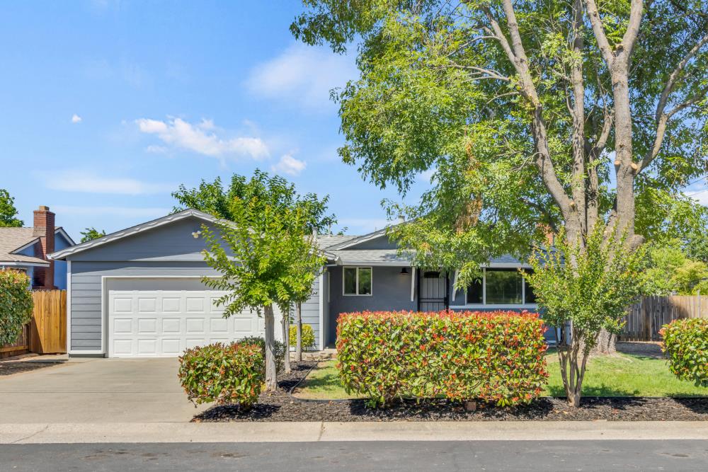 3556 Day Avenue