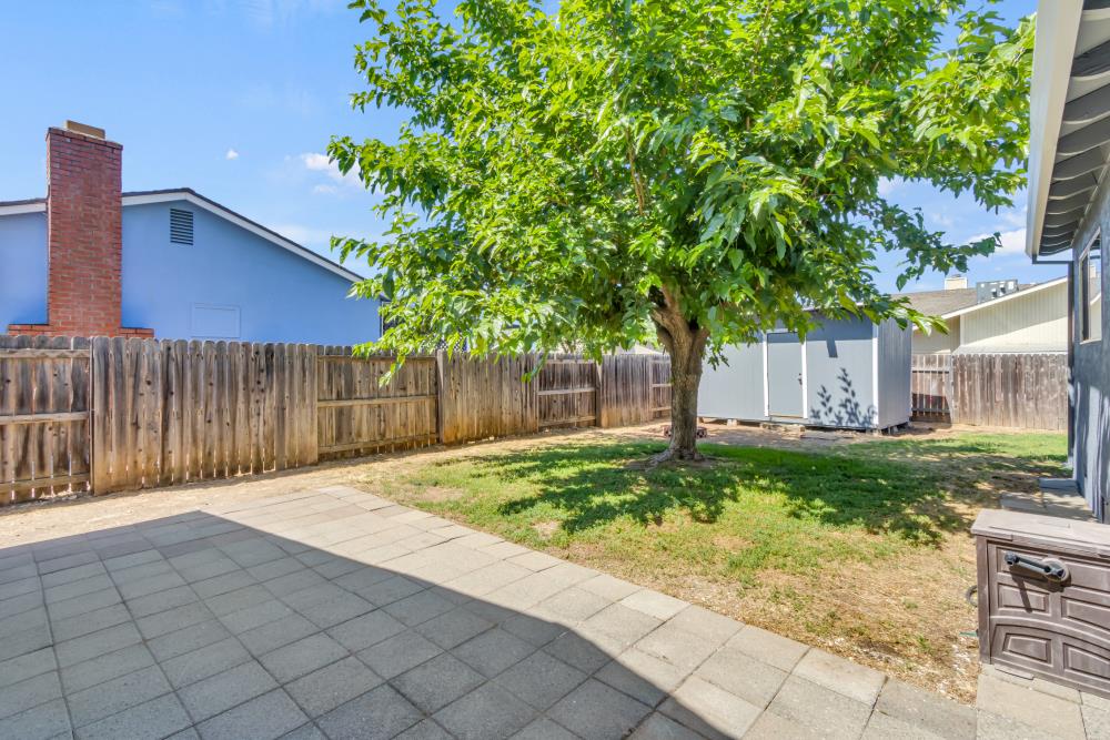 3556 Day Avenue