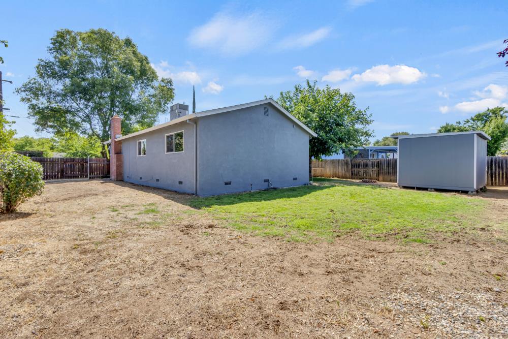3556 Day Avenue