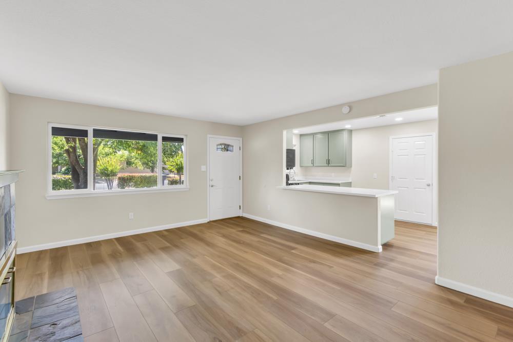 3556 Day Avenue