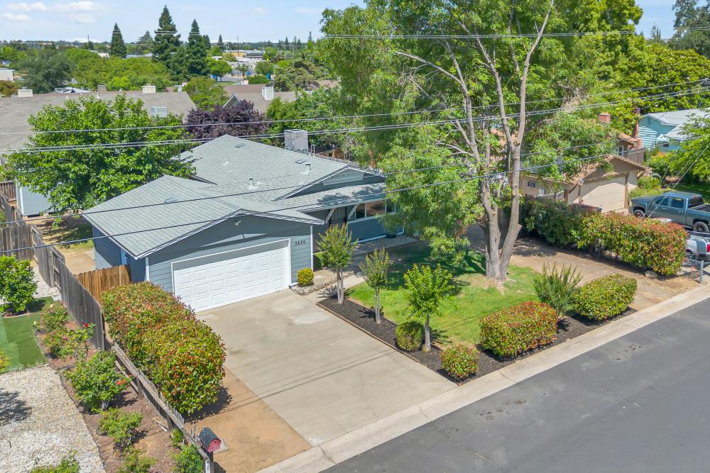 3556 Day Avenue