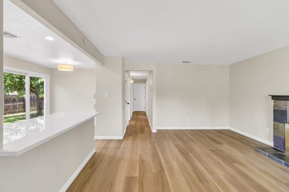 3556 Day Avenue