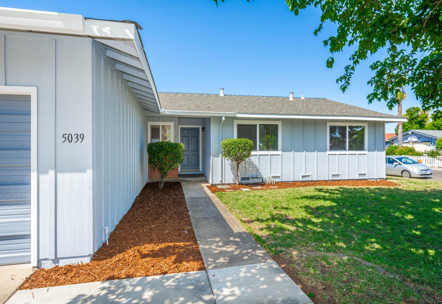 5039 Dingman Circle