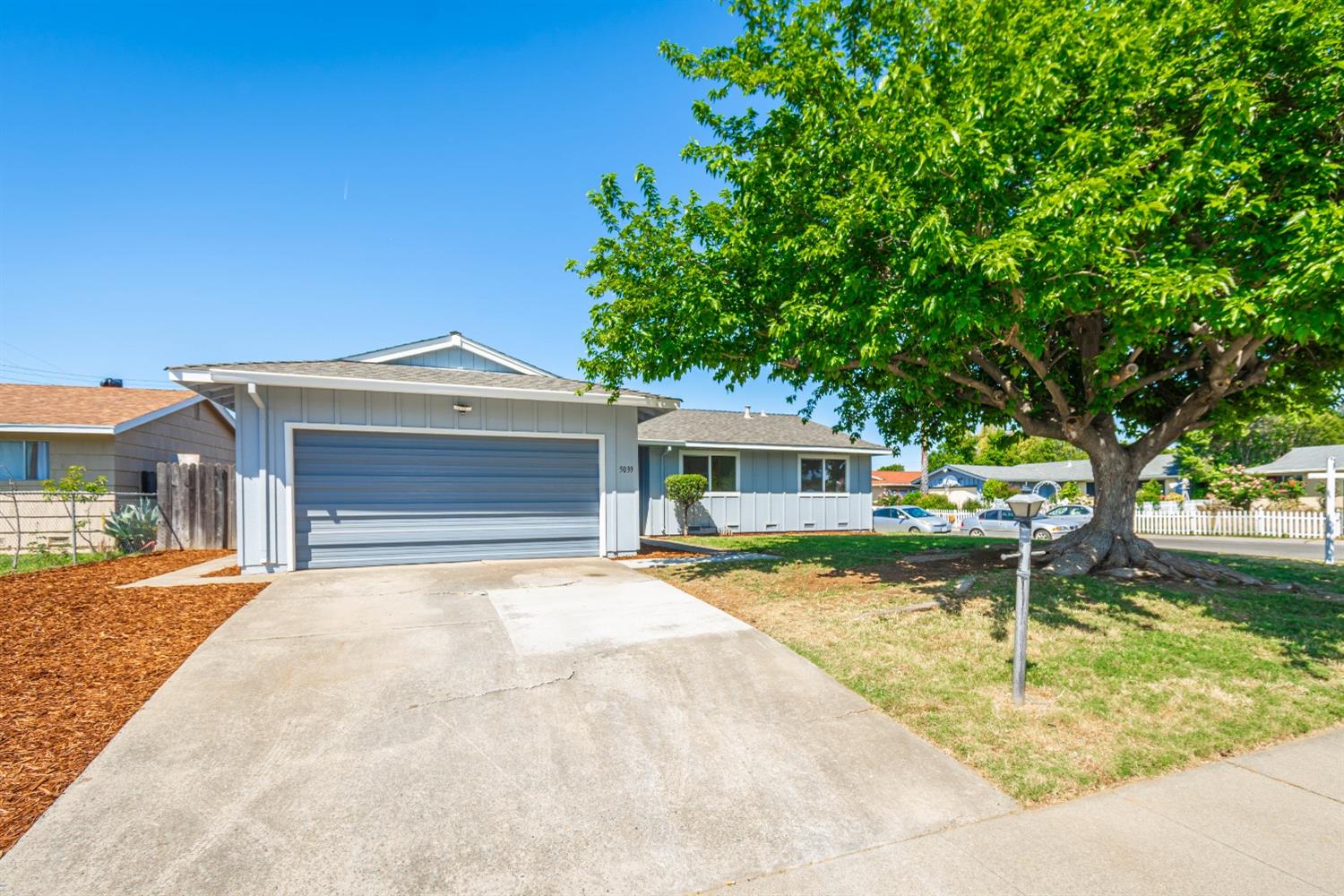 5039 Dingman Circle