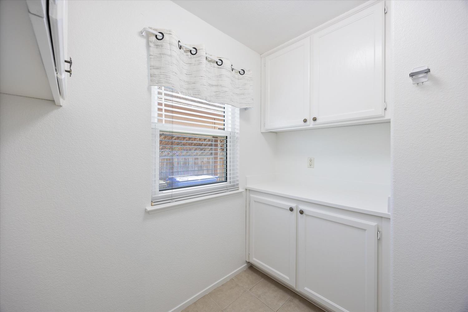 2929 Turnbuckle Circle