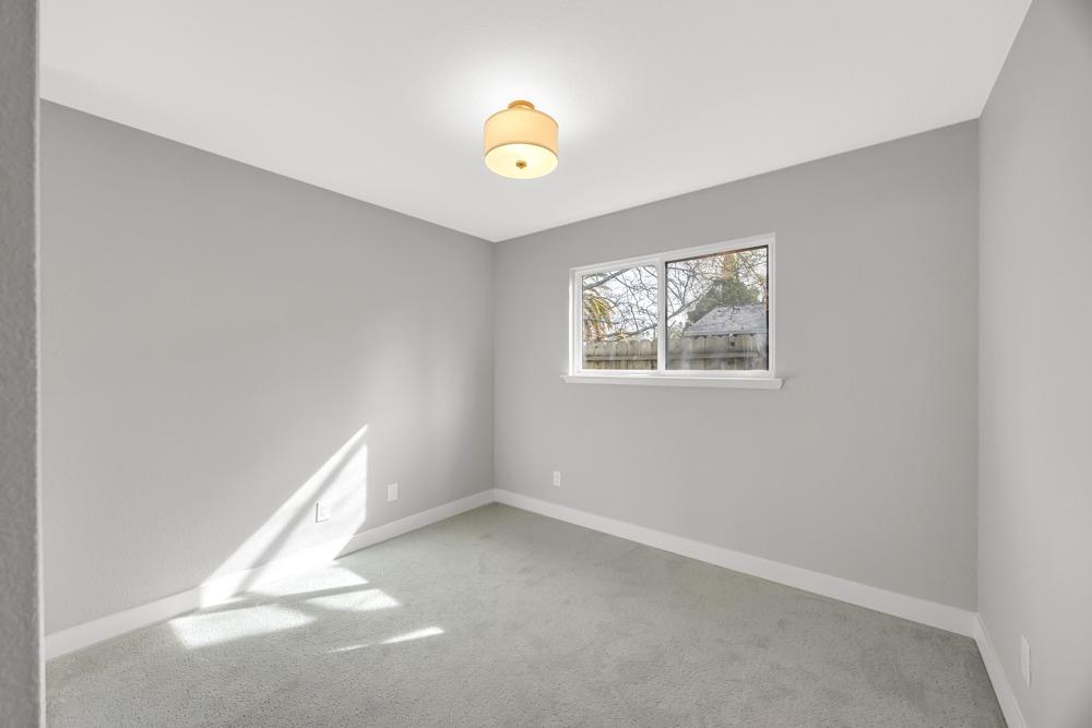 7652 Leineke Lane
