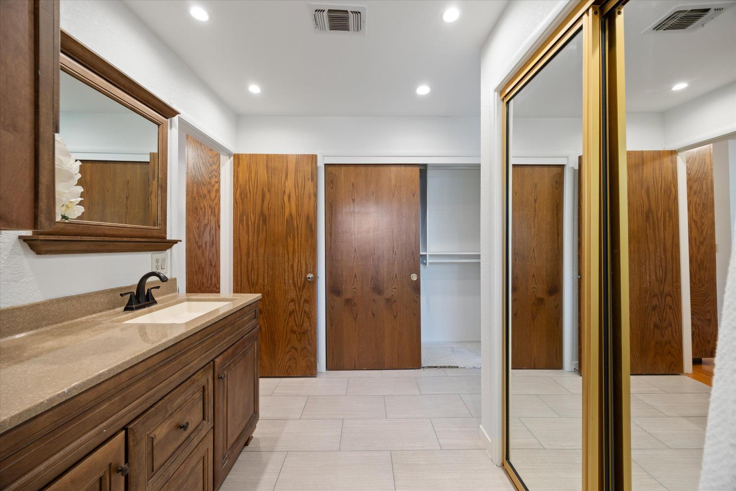 54 Sage River Circle