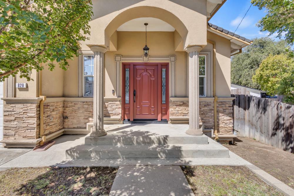 829 Shearer Street
