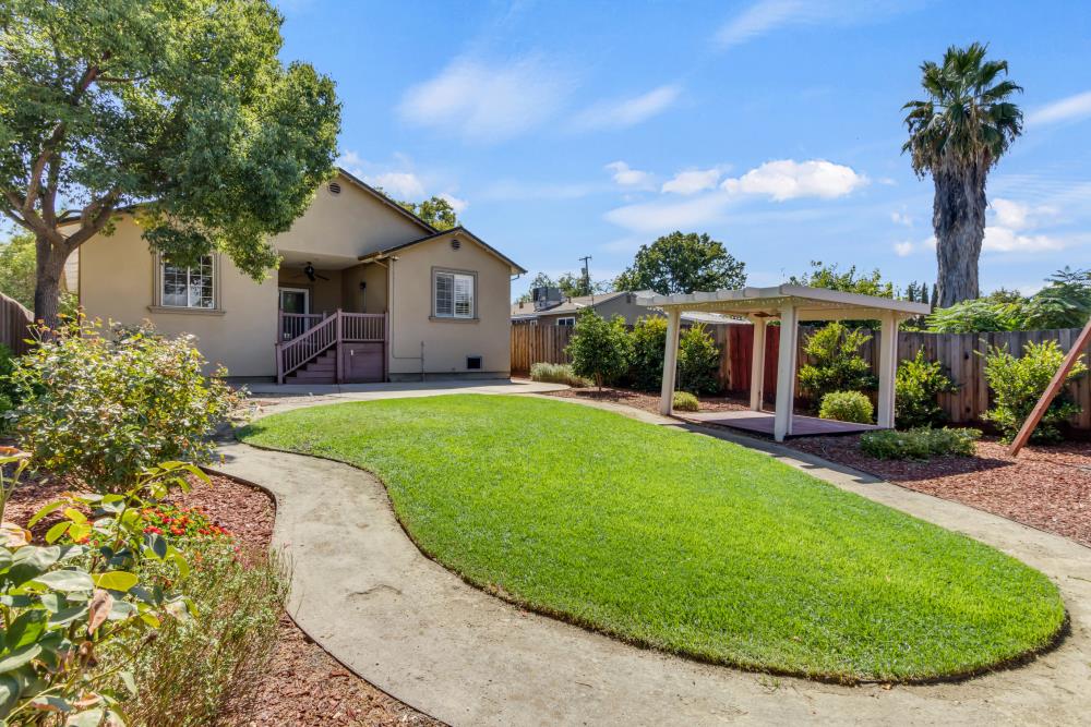 829 Shearer Street