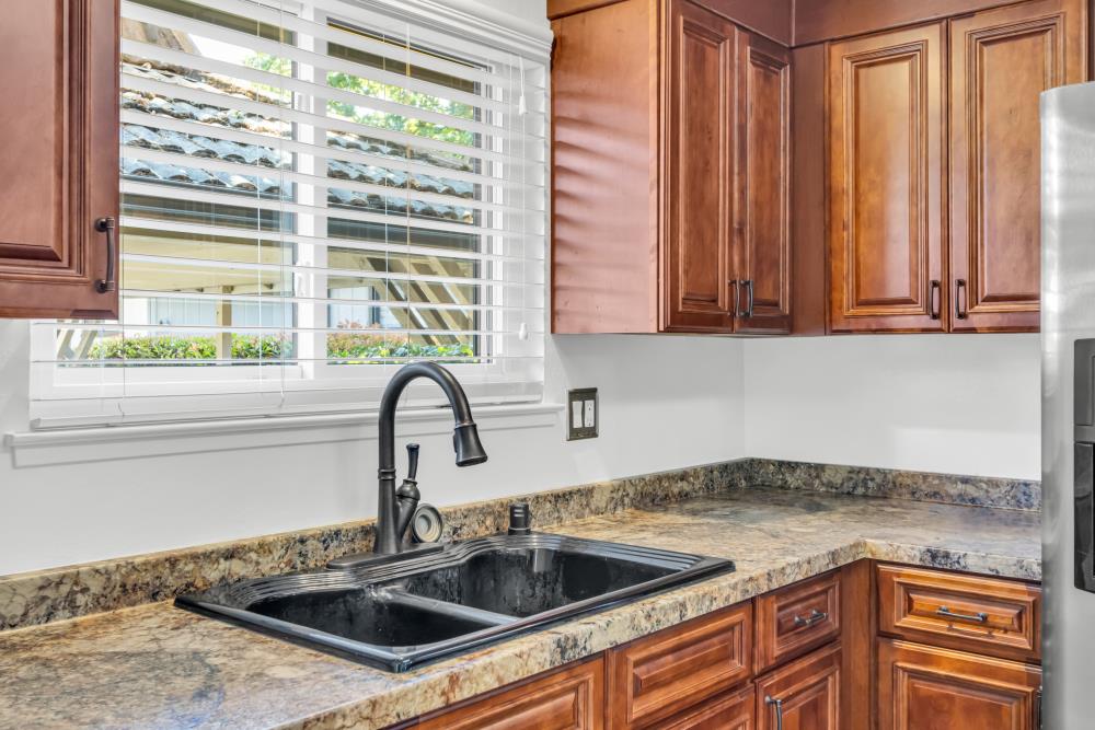 5409 Vin Rose Court