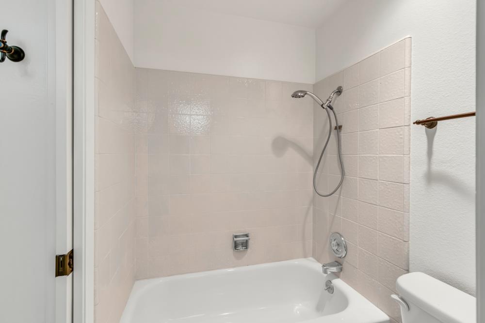 5409 Vin Rose Court