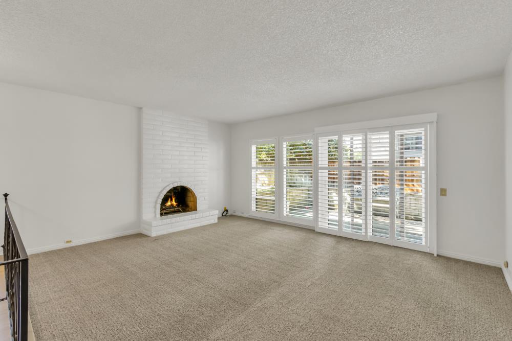 5409 Vin Rose Court