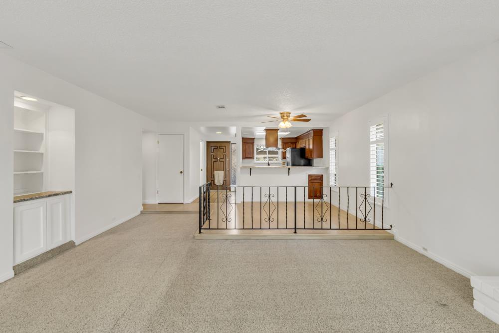 5409 Vin Rose Court