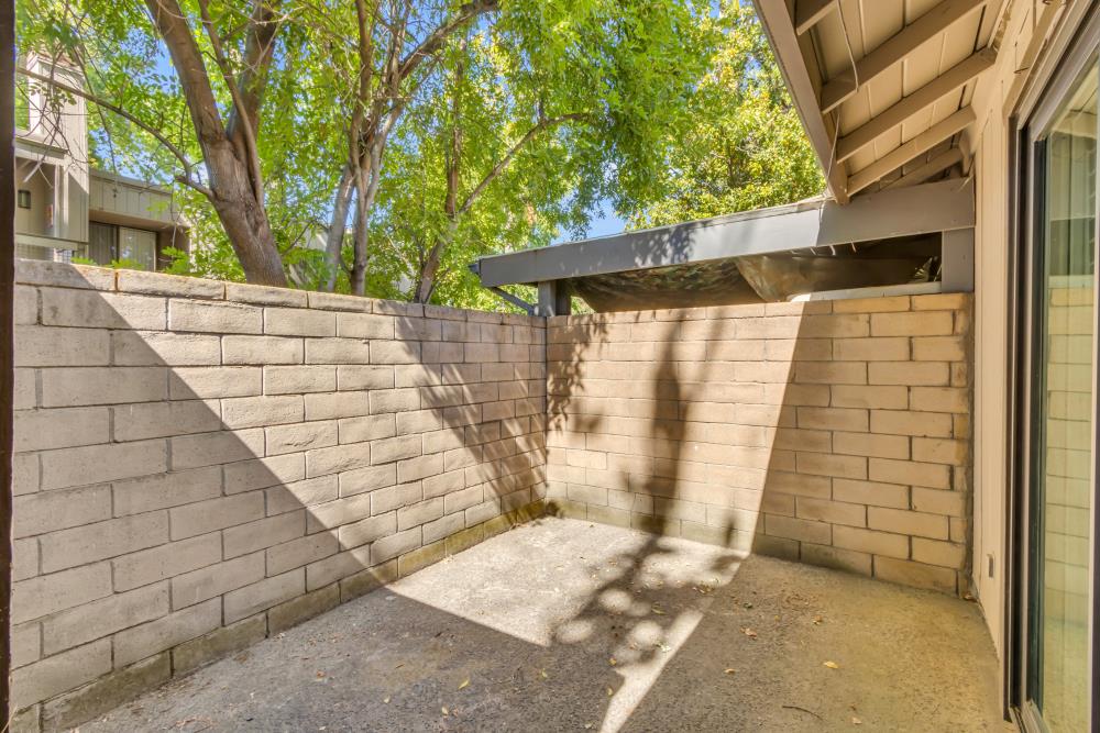 5409 Vin Rose Court