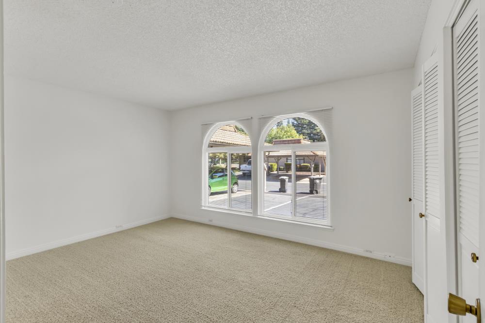 5409 Vin Rose Court