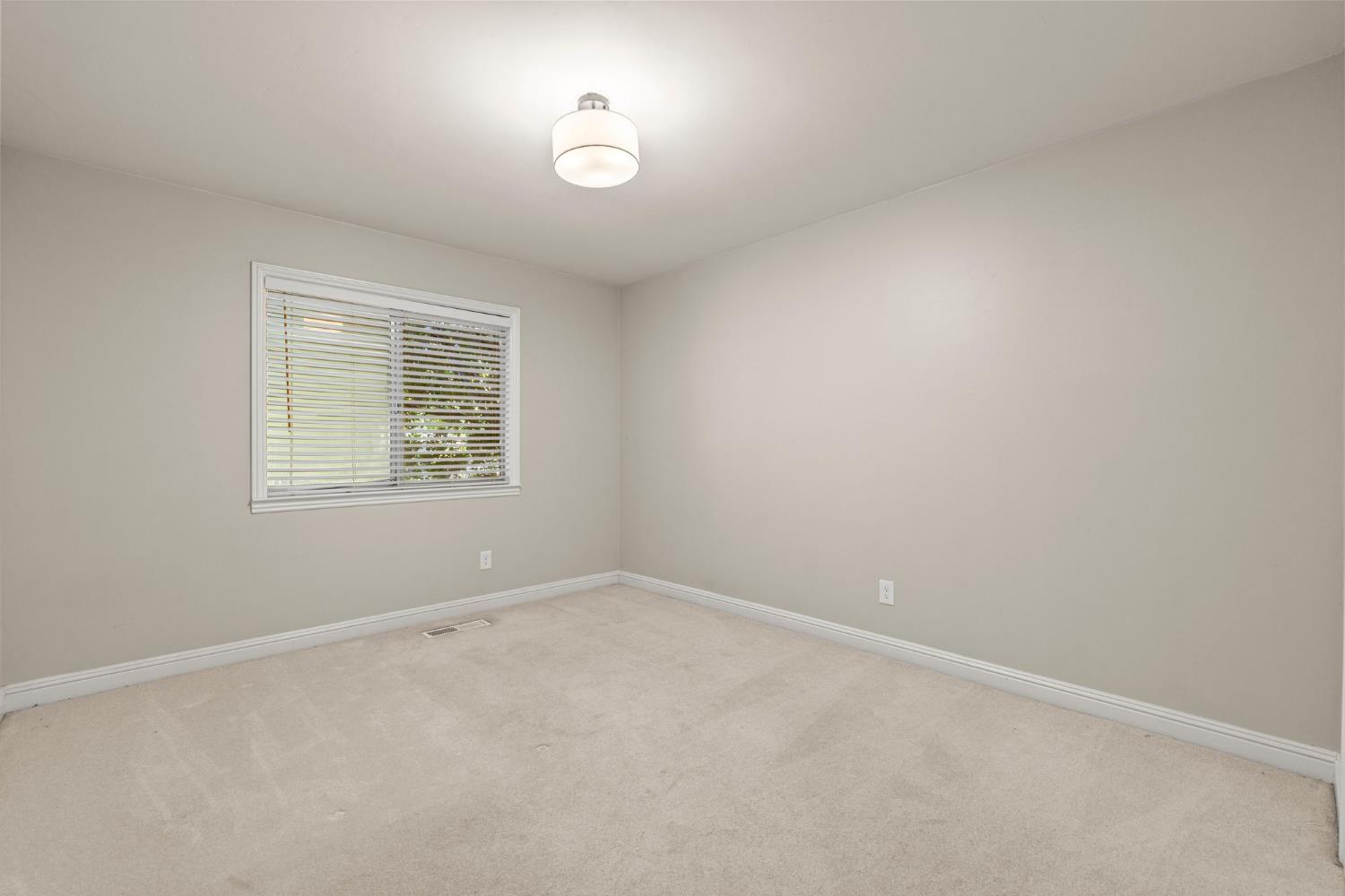 2424 Long Valley Drive