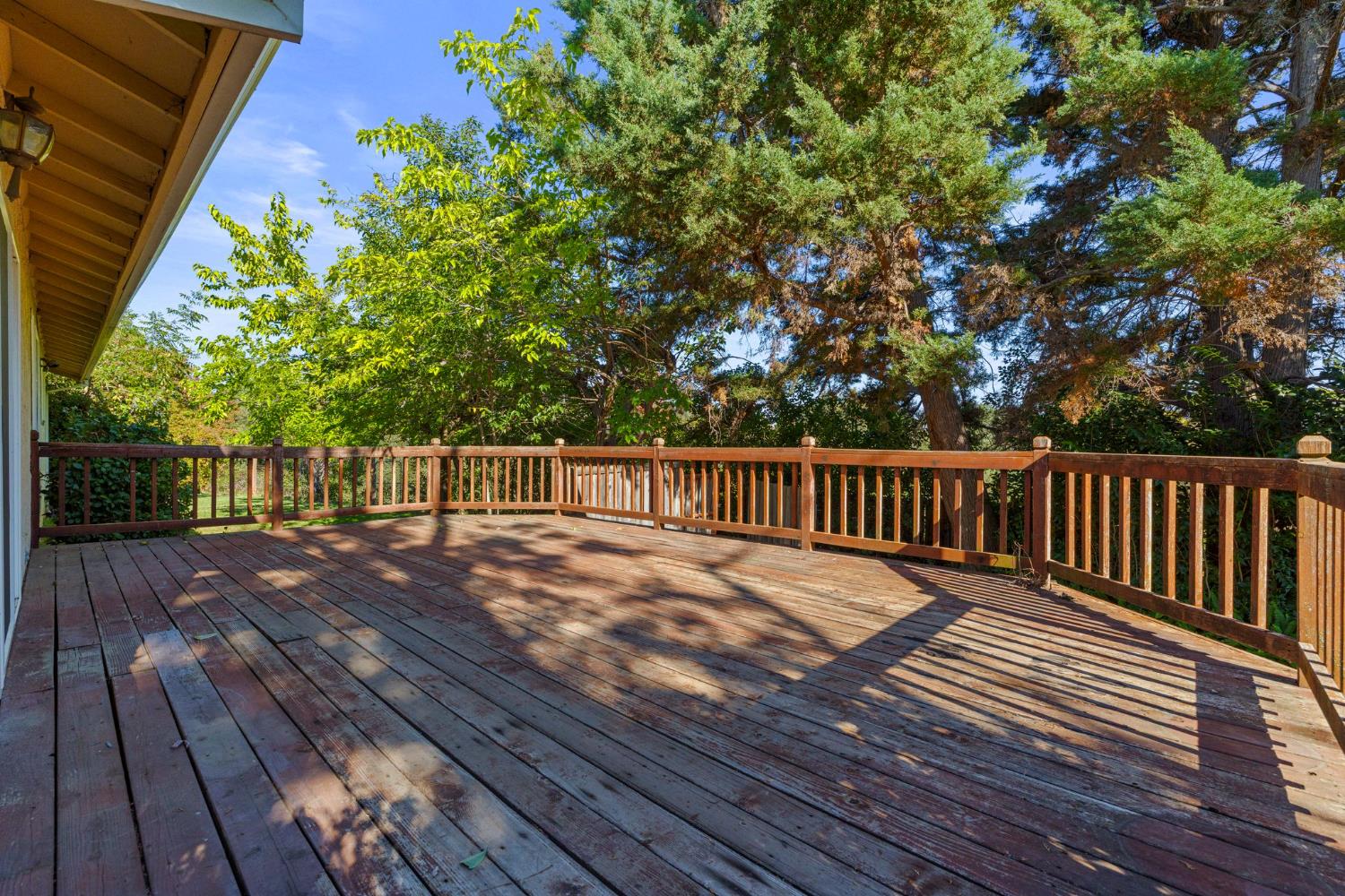 2424 Long Valley Drive