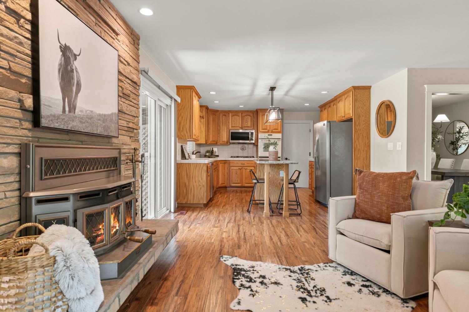 2424 Long Valley Drive