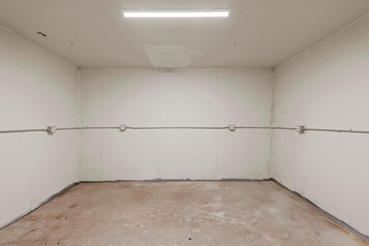 2424 Long Valley Drive