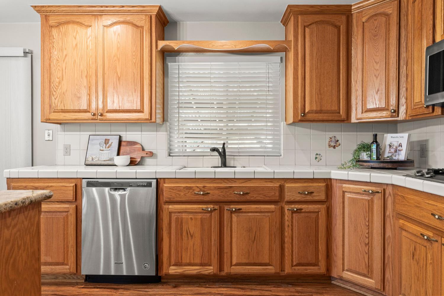 2424 Long Valley Drive