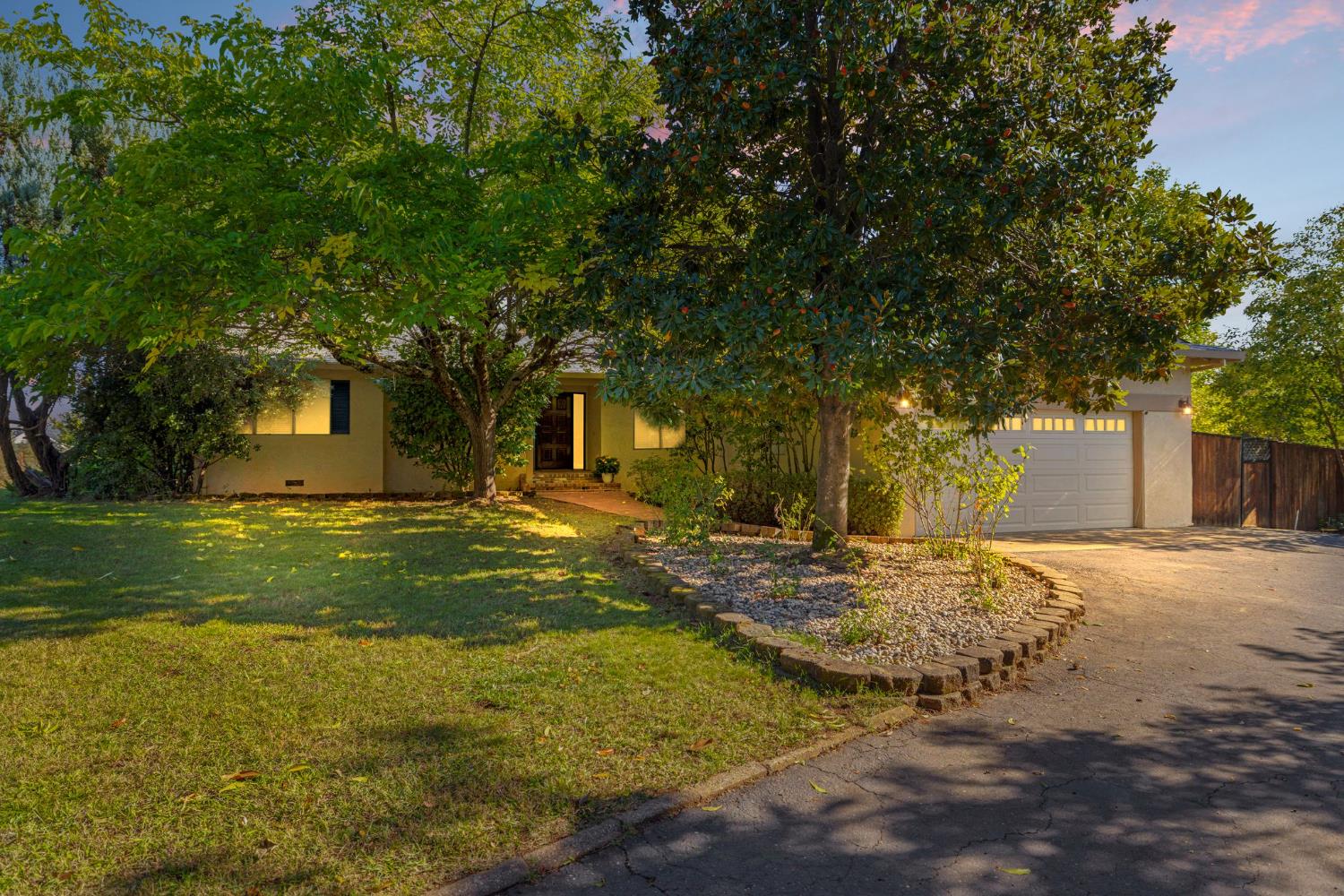 2424 Long Valley Drive