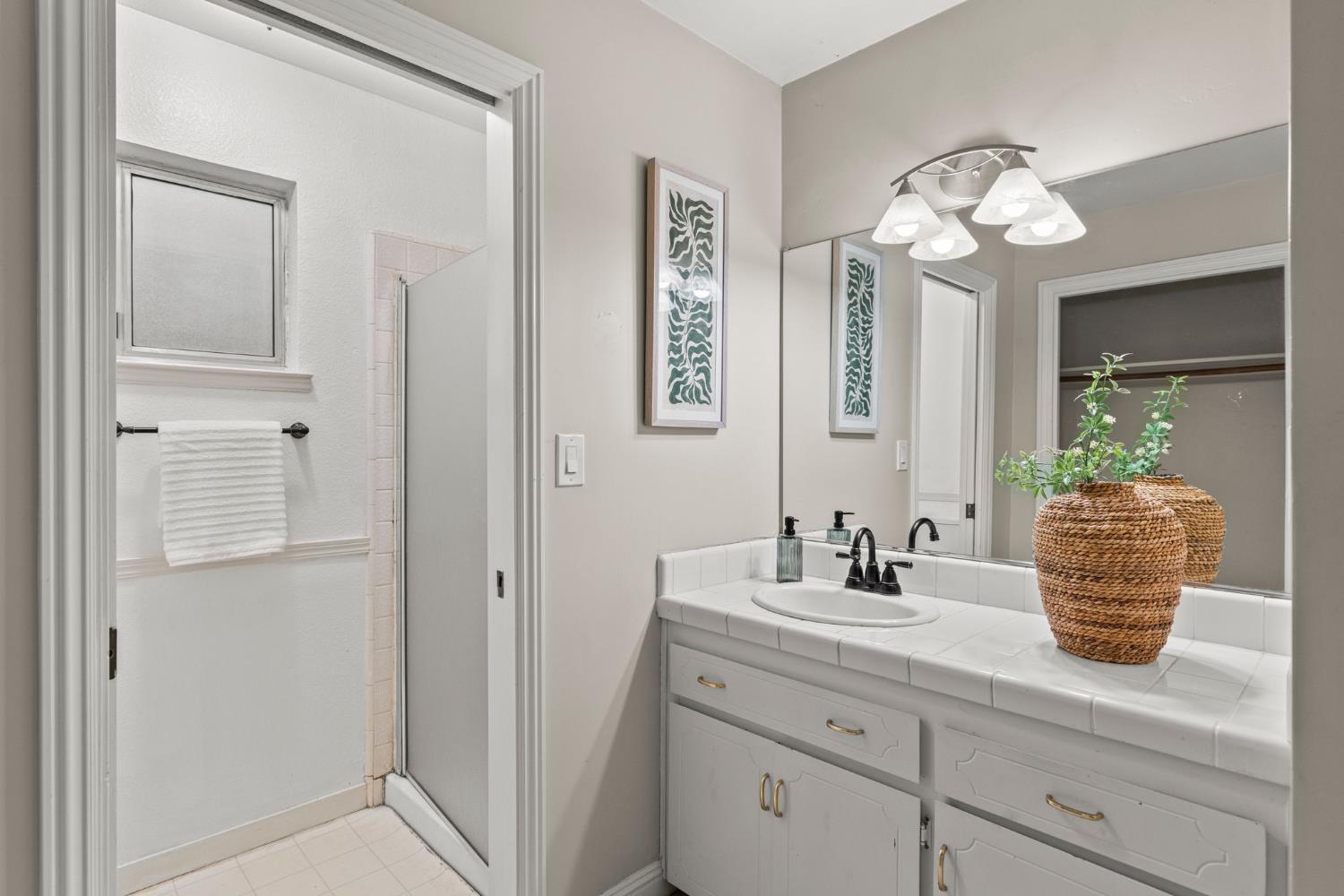 2424 Long Valley Drive