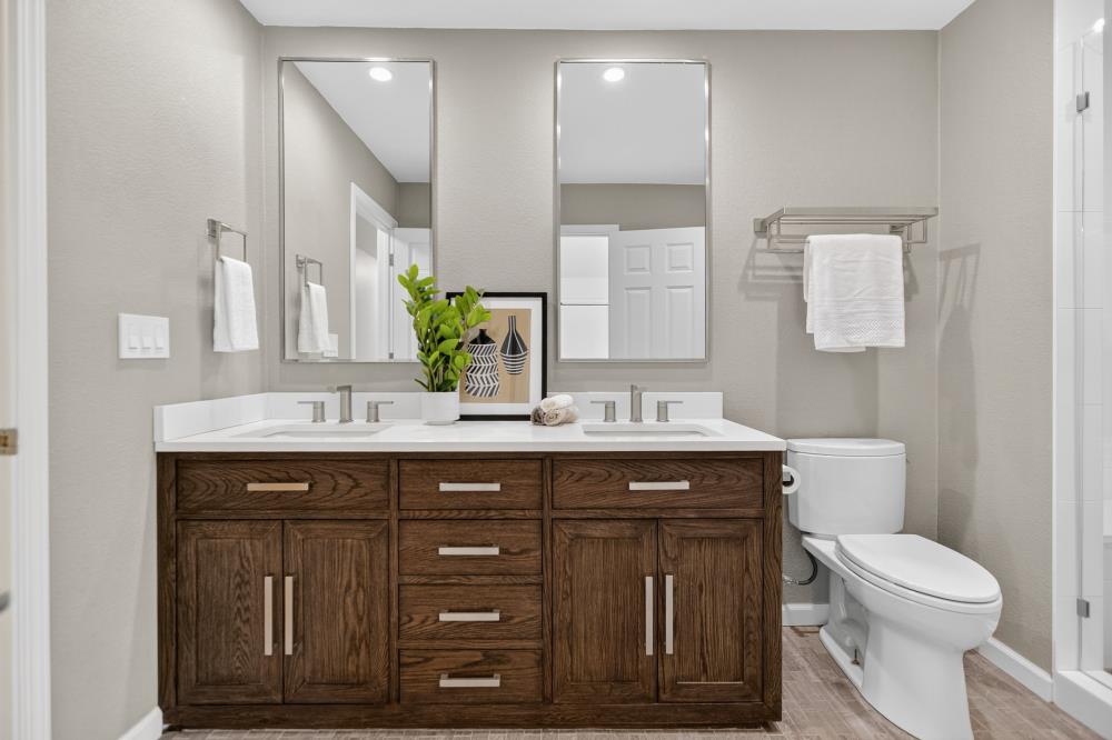 4400 Miller Oak Drive