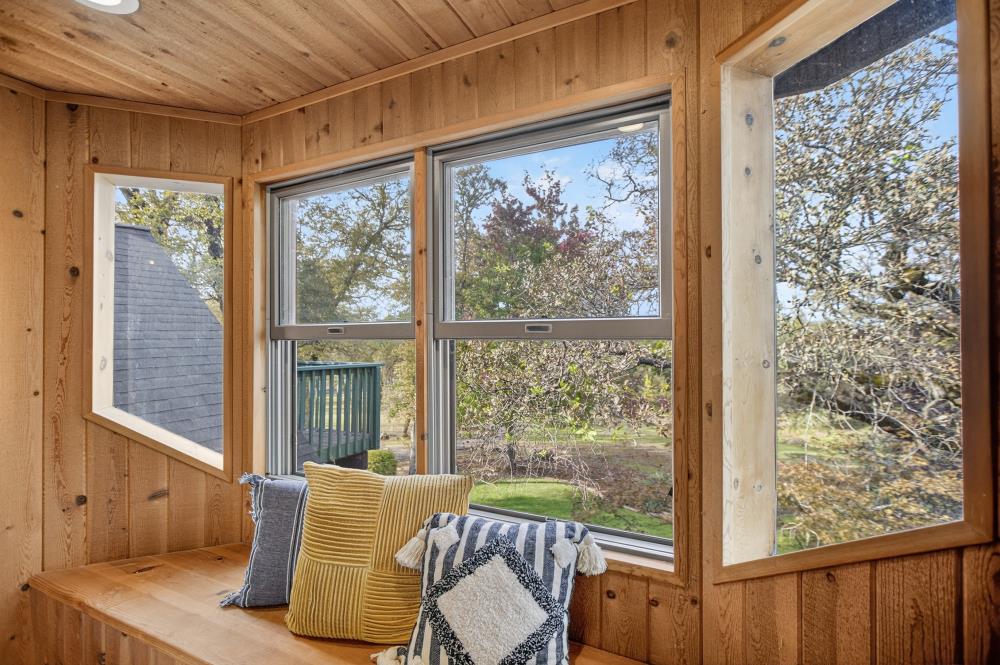 4400 Miller Oak Drive