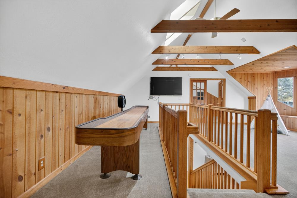 4400 Miller Oak Drive