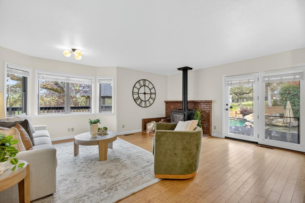 4400 Miller Oak Drive