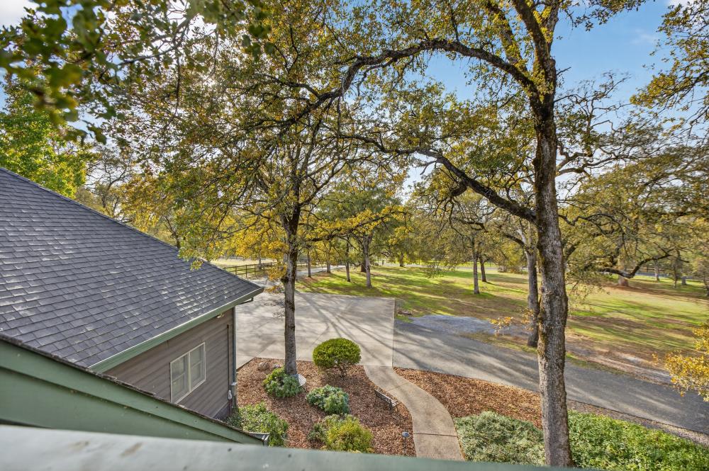 4400 Miller Oak Drive