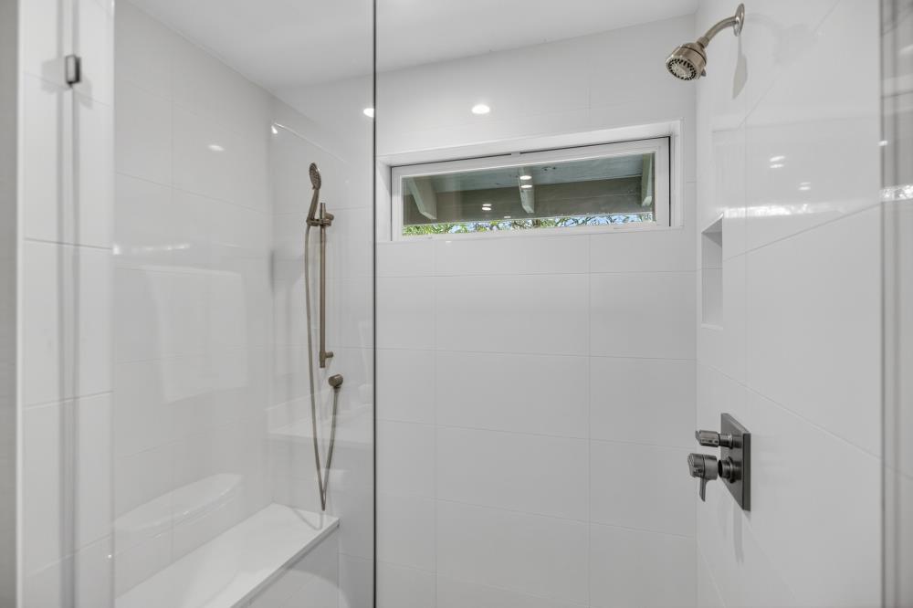 4400 Miller Oak Drive