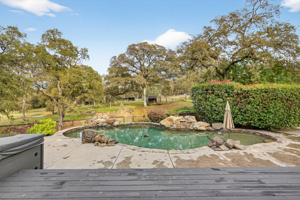 4400 Miller Oak Drive