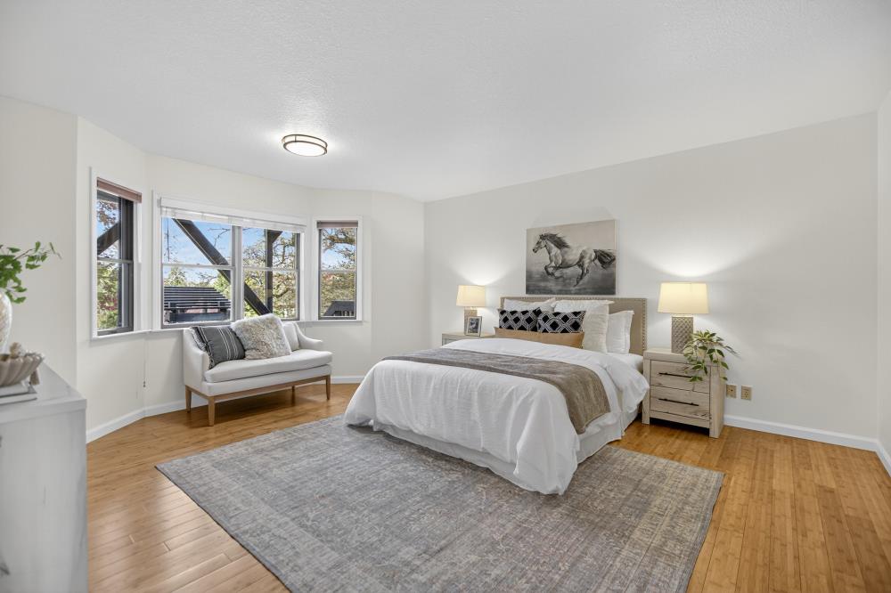 4400 Miller Oak Drive