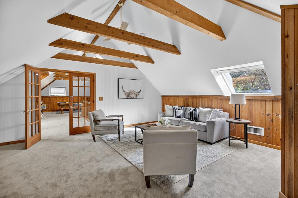 4400 Miller Oak Drive