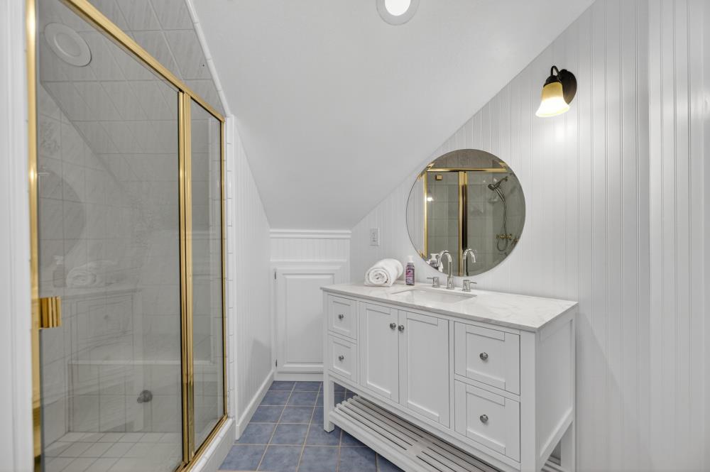 4400 Miller Oak Drive