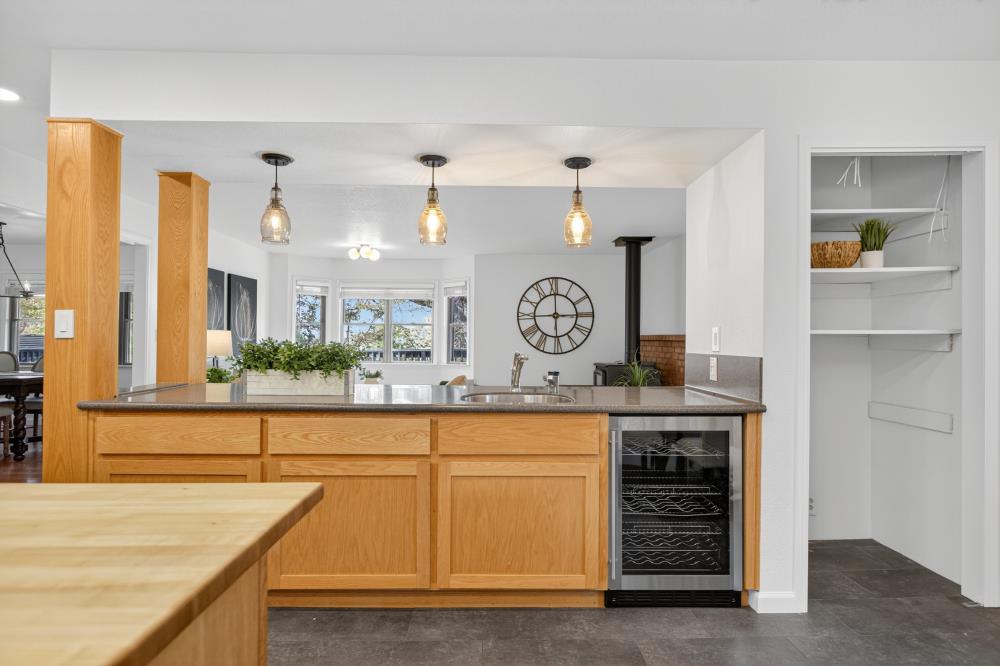 4400 Miller Oak Drive