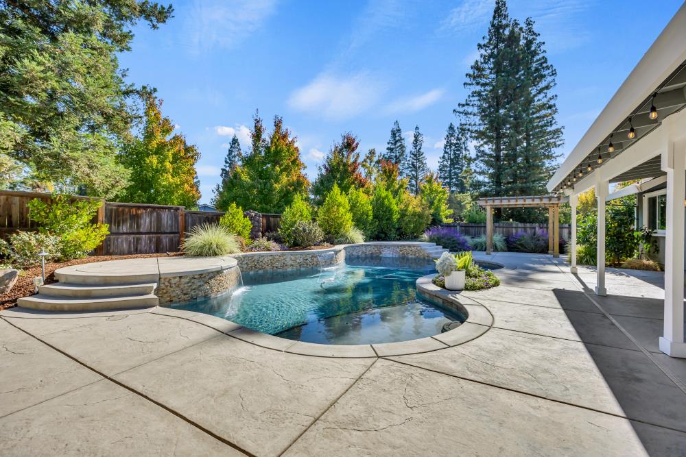 134 Gold Creek Circle