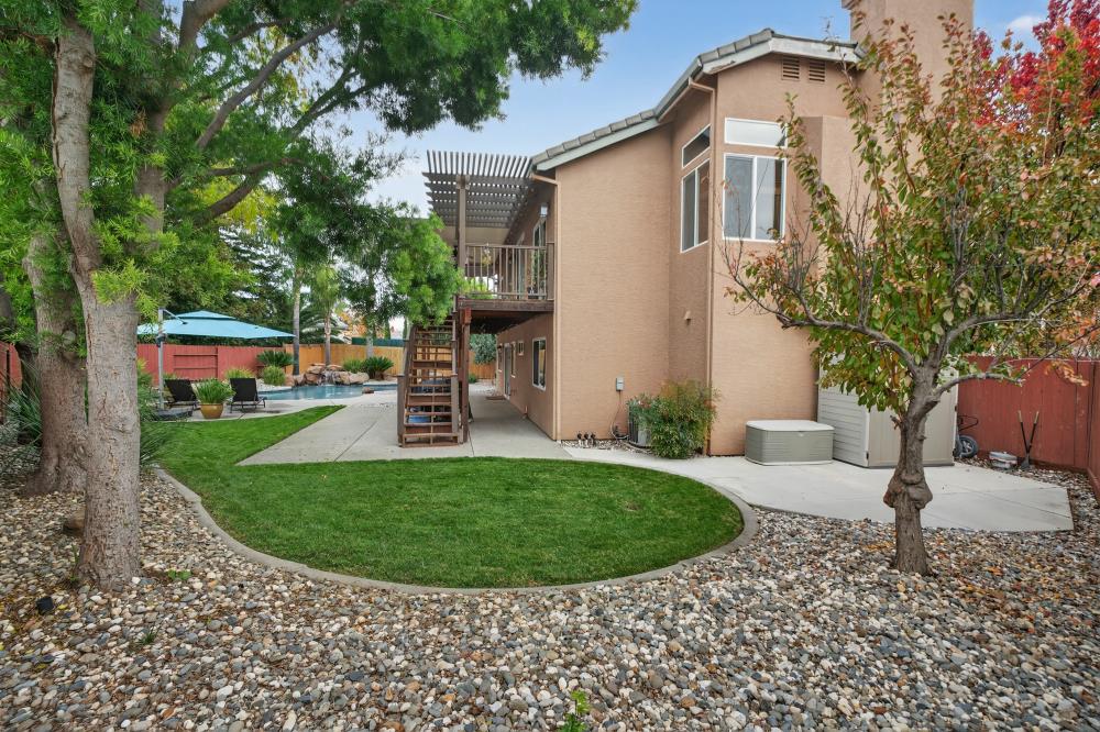 8001 Landmark Place