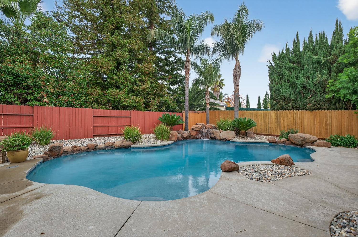 8001 Landmark Place