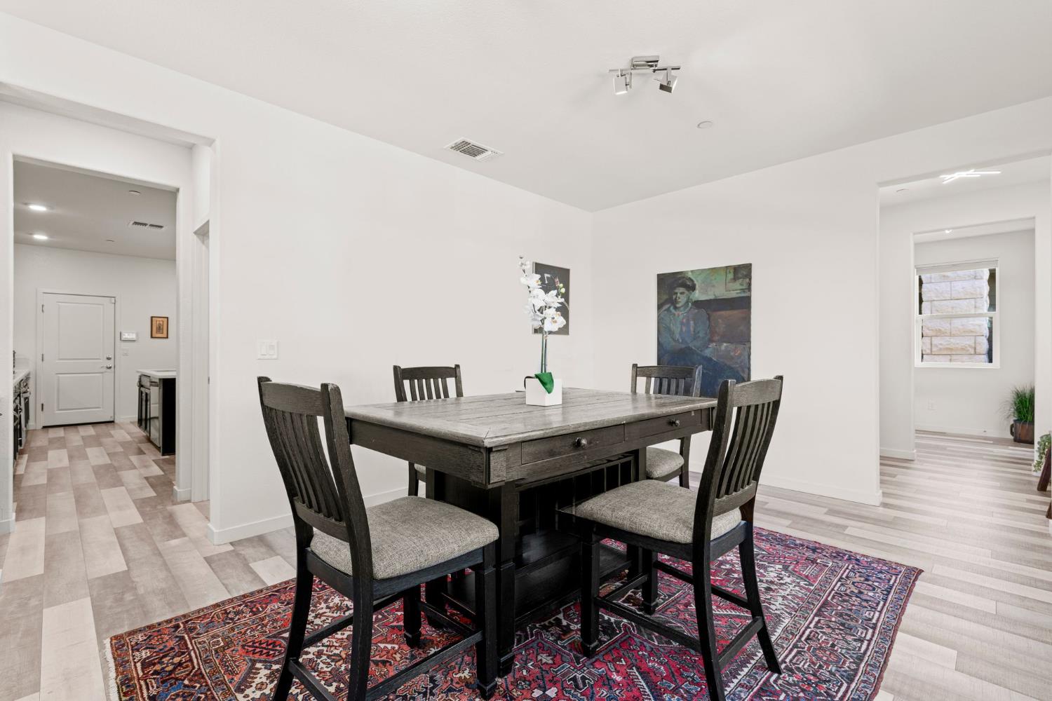 3020 Edgeview Drive