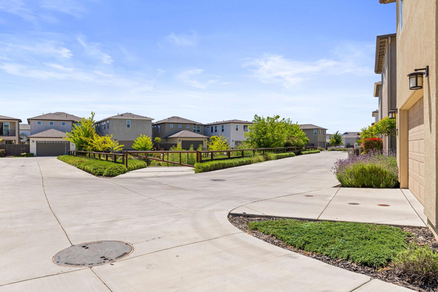 3020 Edgeview Drive