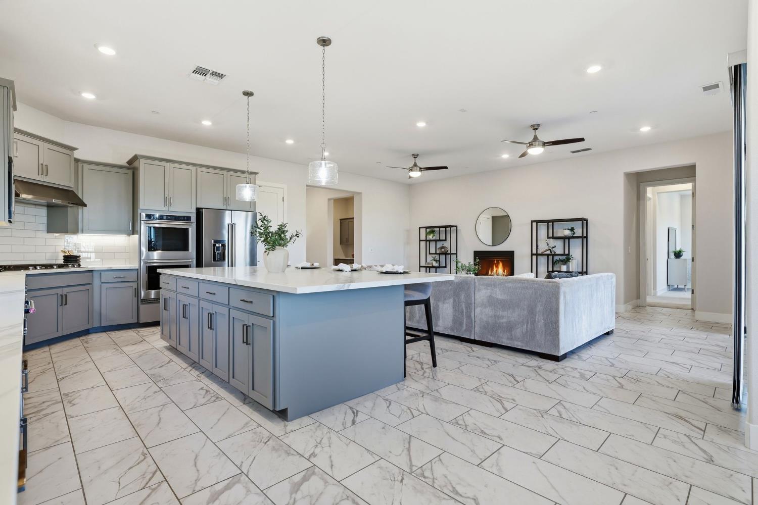 2121 Arbor Ridge Drive